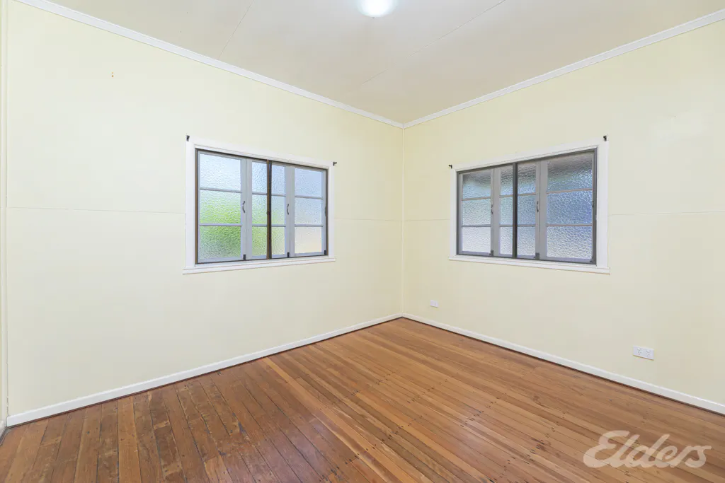 25 Leslie Street — photo 9 of 18