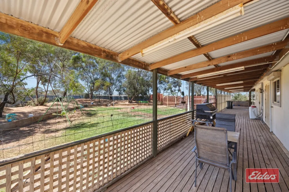 1002 Redbanks Road, Kangaroo Flat, SA, 5118 - Image 16