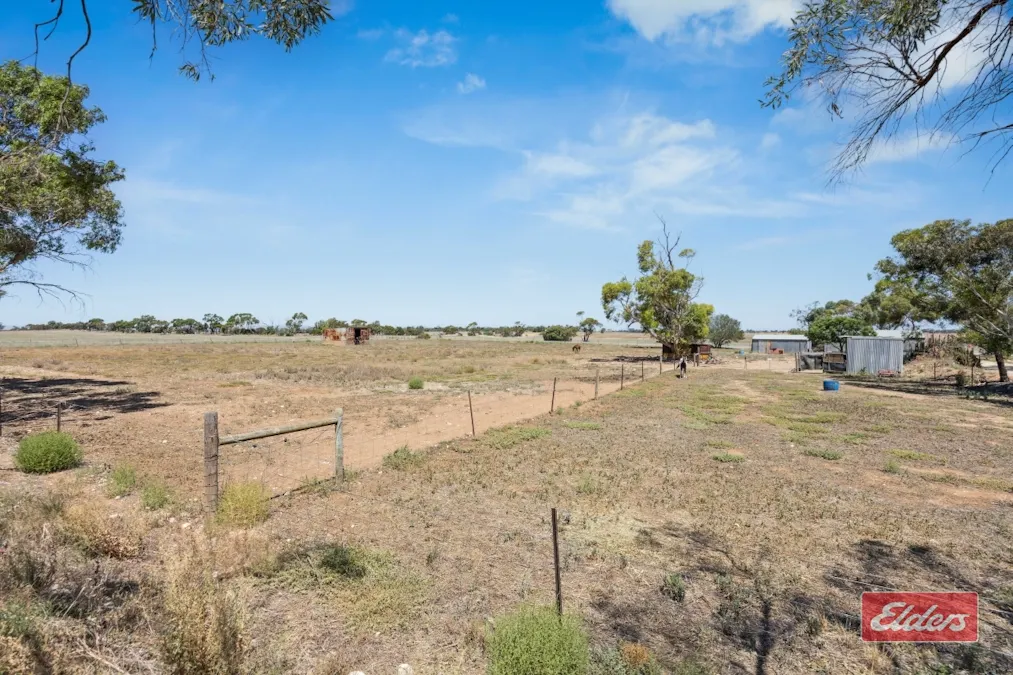 1002 Redbanks Road, Kangaroo Flat, SA, 5118 - Image 25