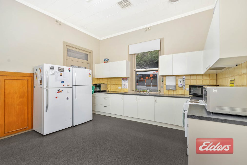 52 Paxton Street, Willaston, SA, 5118 - Image 11
