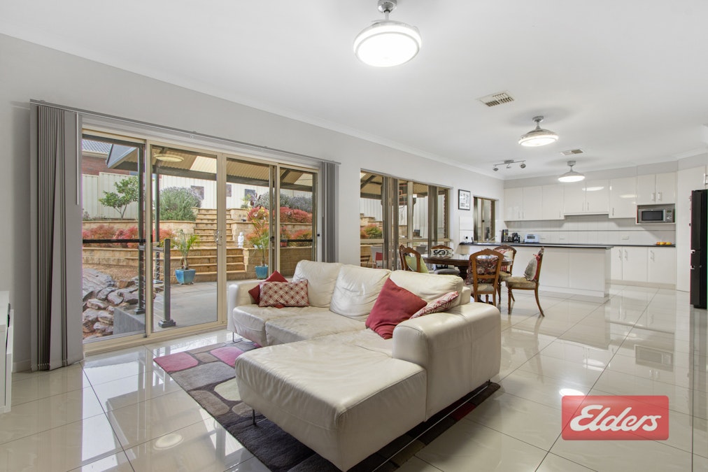 43 Thompson Circuit, Evanston Park, SA, 5116 - Image 10