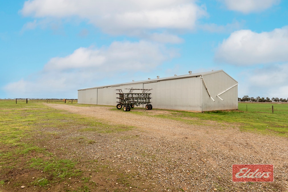 229 Hart Road, Lower Light, SA, 5501 - Image 33