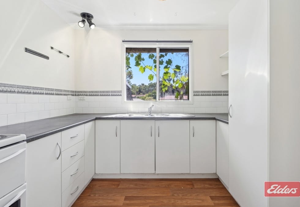 11 Whiteman Road, Williamstown, SA, 5351 - Image 9