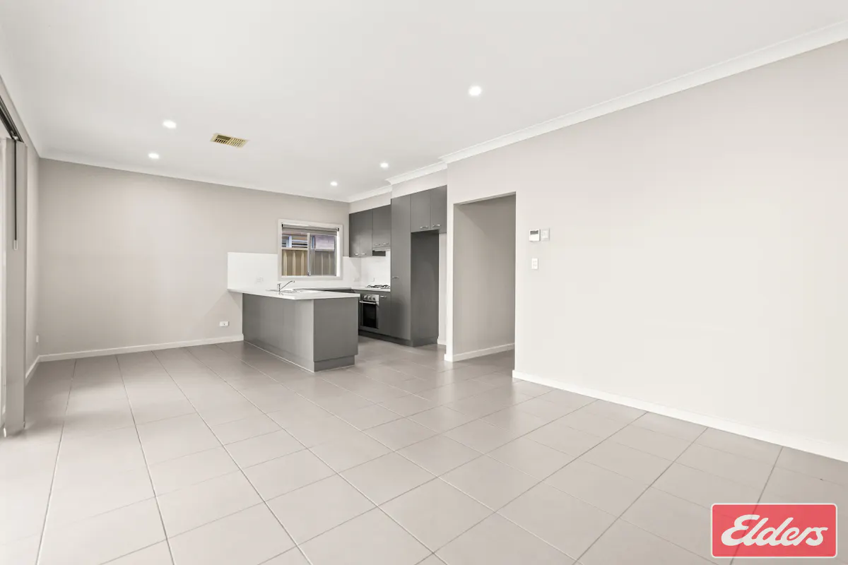 7D Queen Street — photo 17 of 26