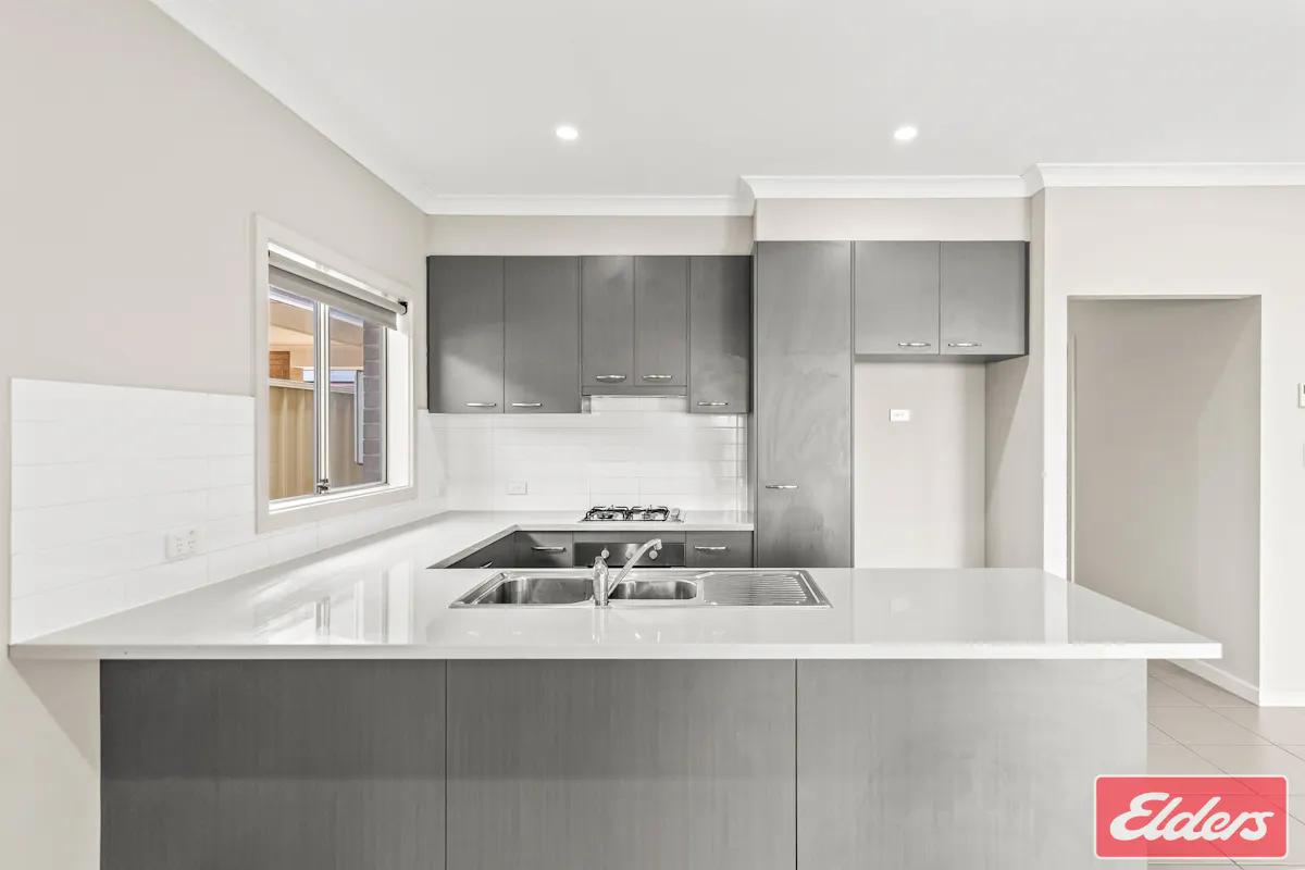 7D Queen Street — photo 15 of 26