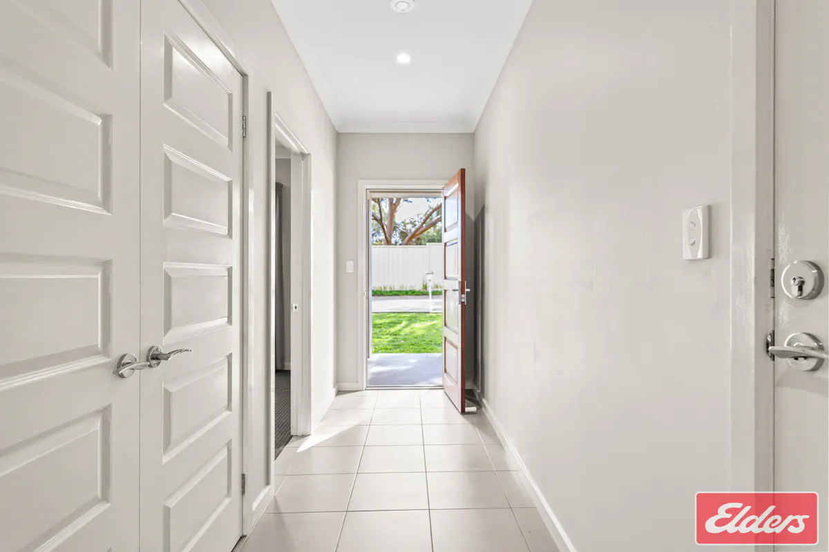 7D Queen Street — photo 4 of 26