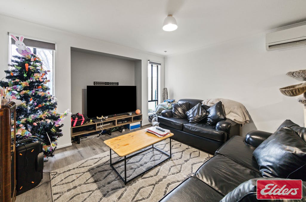 2 Brambley Lane, Craigmore, SA, 5114 - Image 6