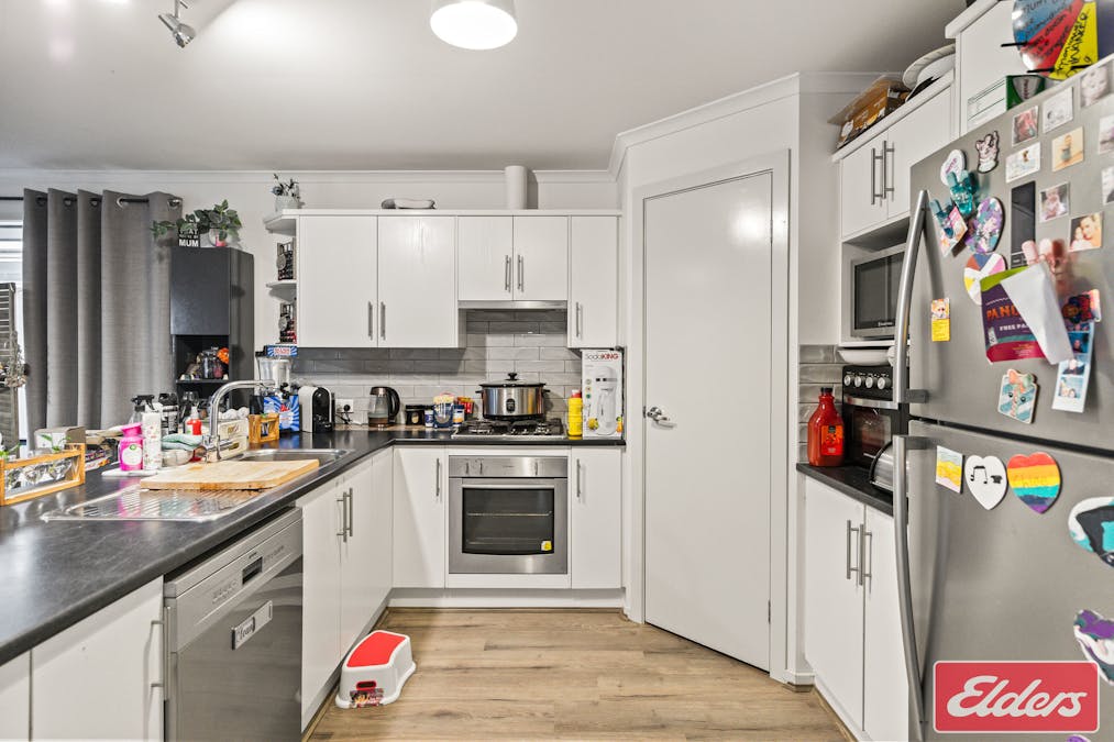 2 Brambley Lane, Craigmore, SA, 5114 - Image 3