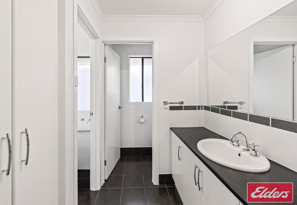 2 Brambley Lane, Craigmore, SA, 5114 - Image 10