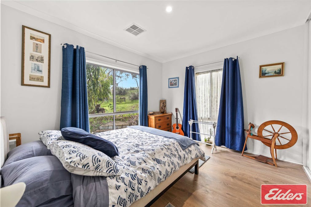 229 Warren Road, Williamstown, SA, 5351 - Image 6