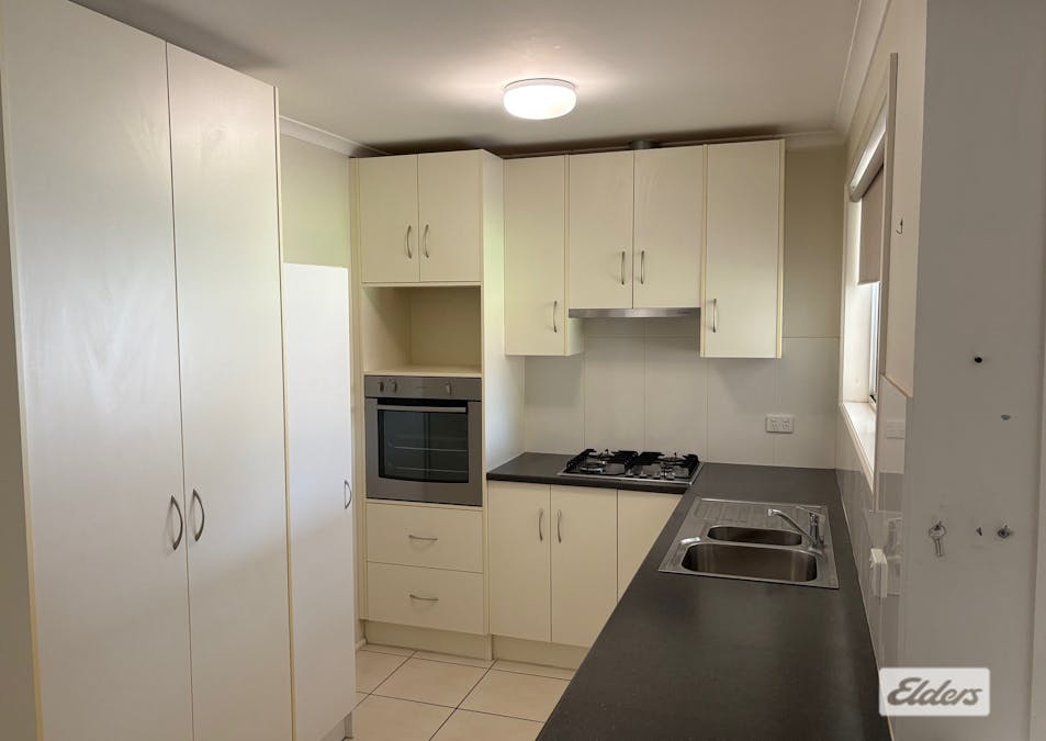3 Leicester Grove, Andrews Farm, SA, 5114 - Image 4