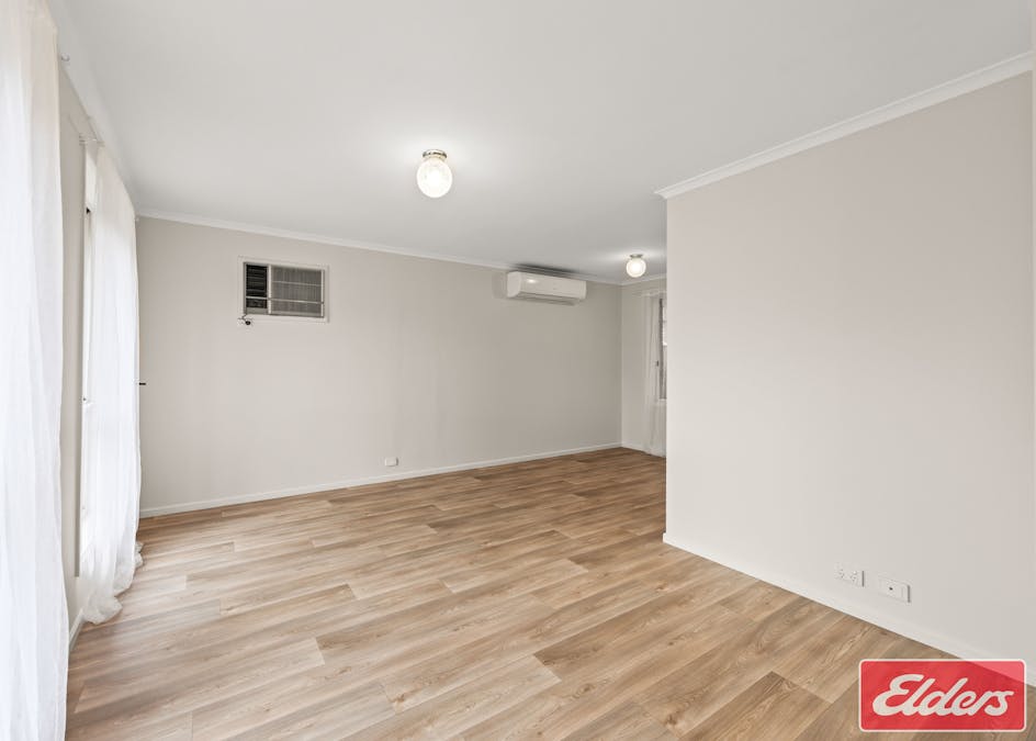16 Elmwood Circuit, Blakeview, SA, 5114 - Image 7