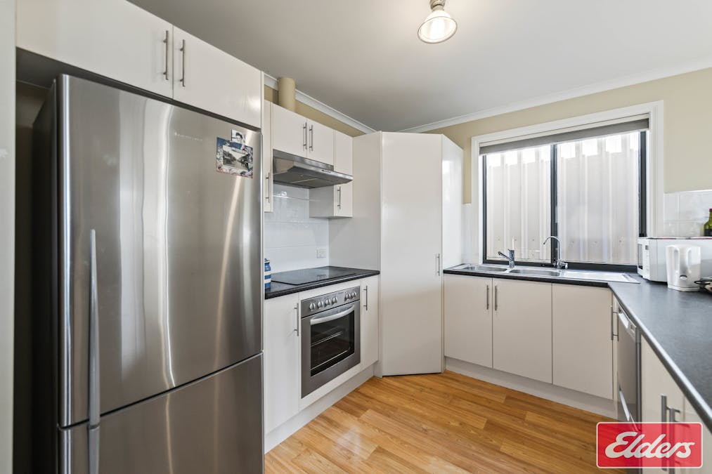 7 Harradine Street, Gawler East, SA, 5118 - Image 6