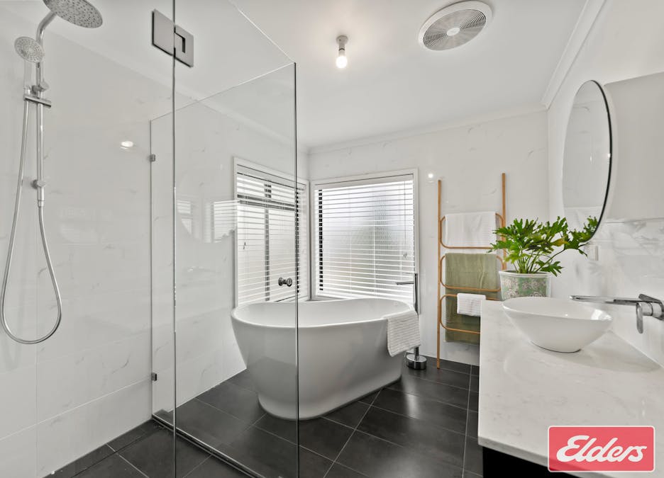 7 Maxwell Court, Evanston Park, SA, 5116 - Image 24