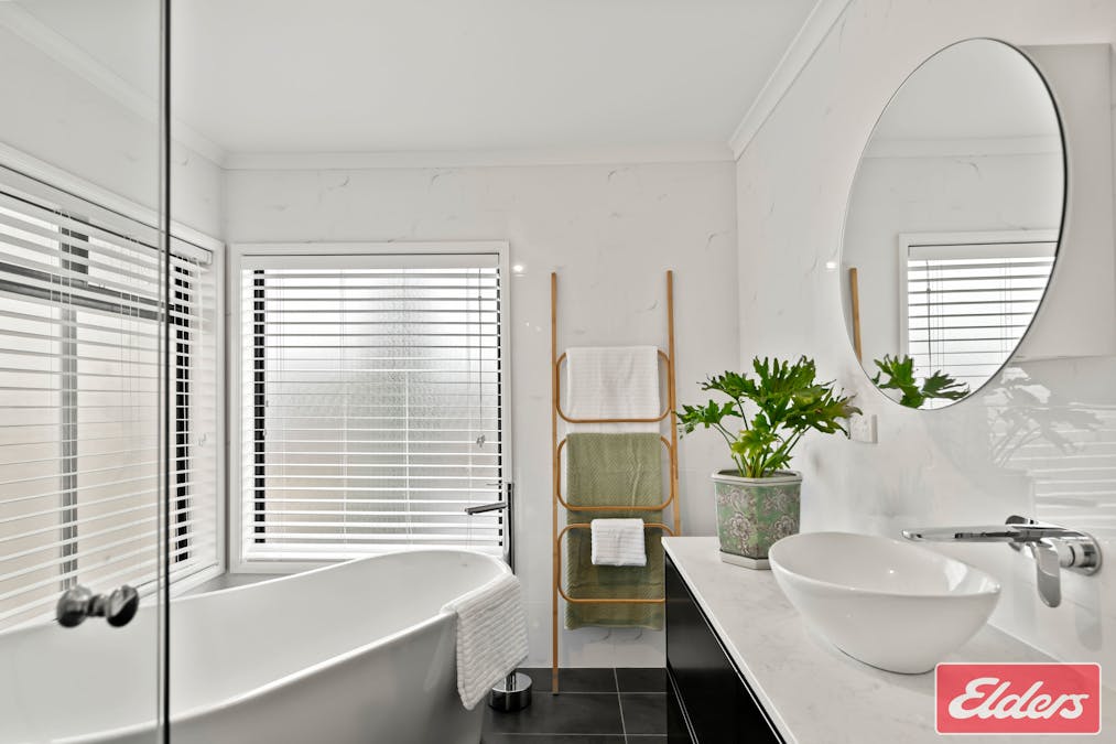 7 Maxwell Court, Evanston Park, SA, 5116 - Image 25