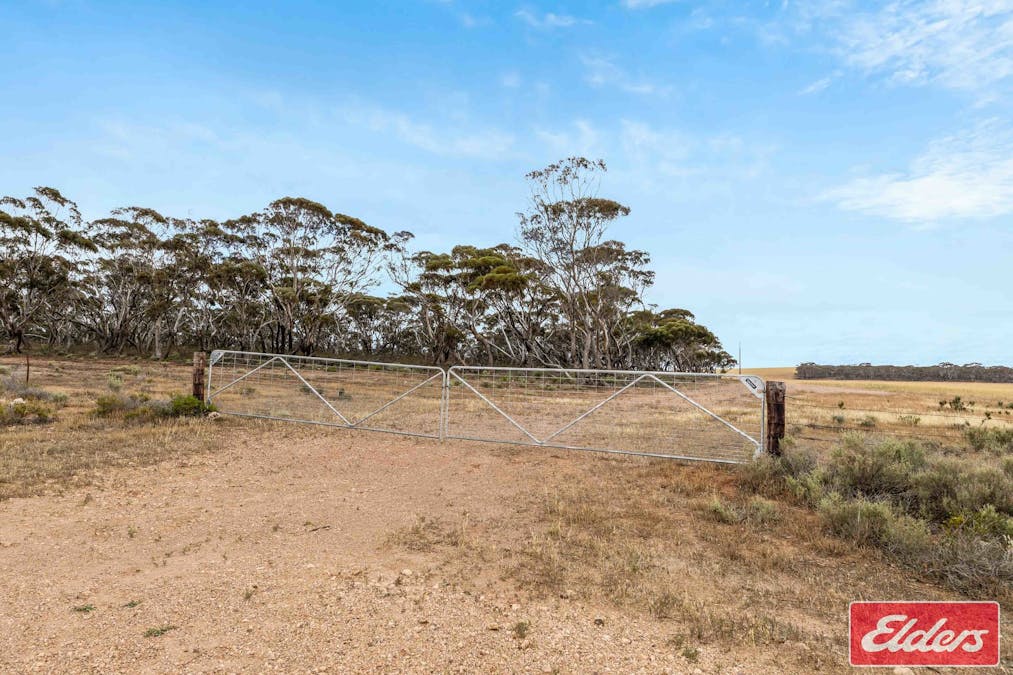 106 Railway Terrace, Sutherlands, SA, 5374 - Image 14