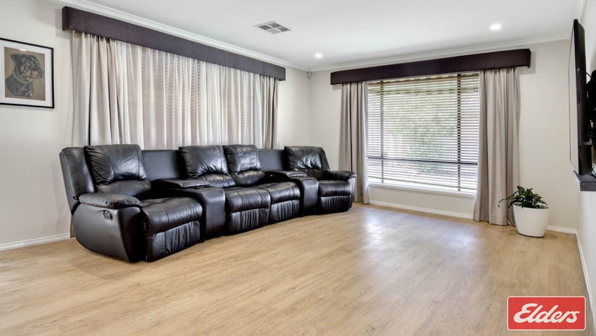 2 Rossiter Drive, Evanston Park, SA, 5116 - Image 8