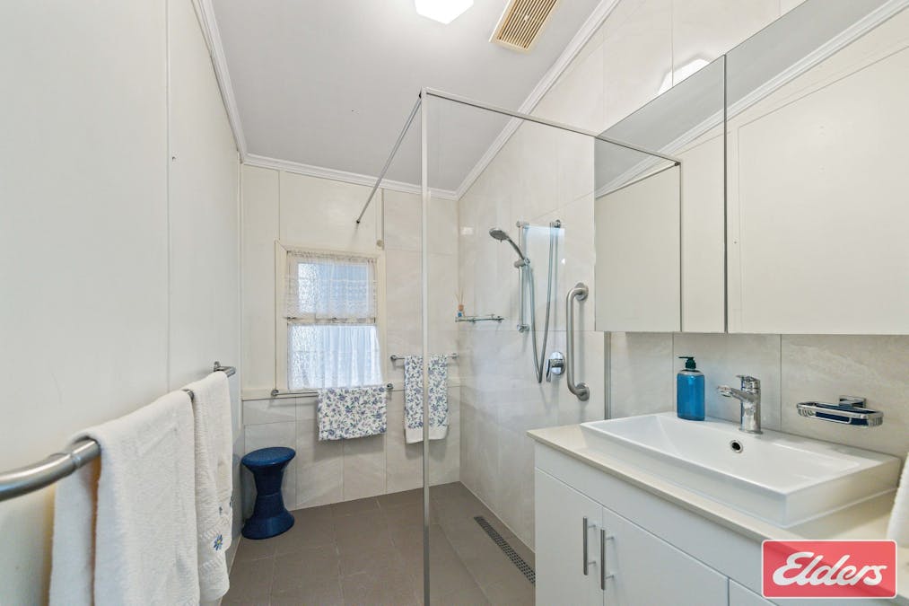 46 Paxton Street, Willaston, SA, 5118 - Image 20