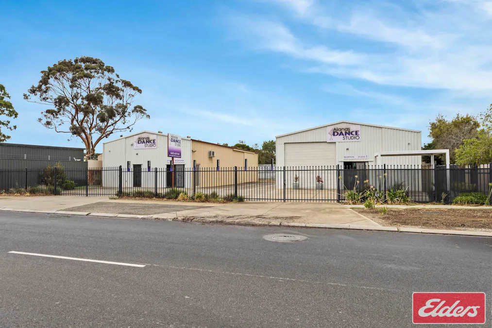 9 Paxton Street, Willaston, SA, 5118 - Image 2