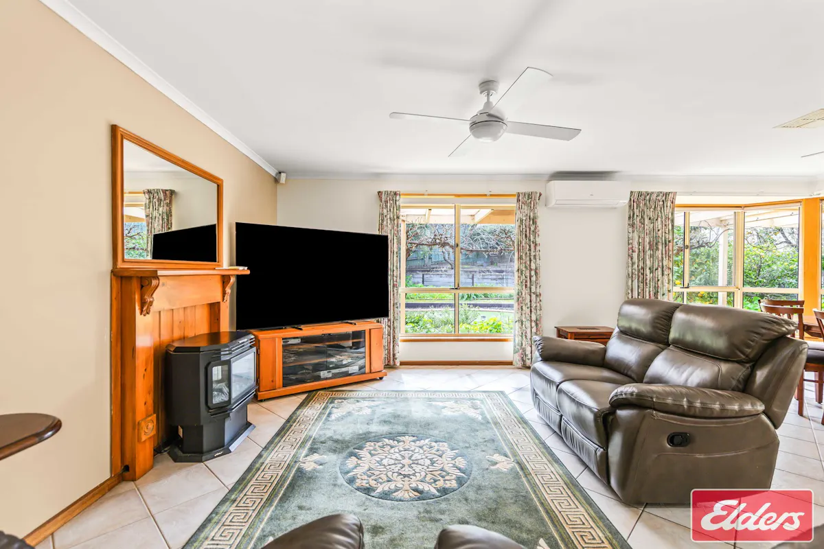 11 Kemp Street — photo 12 of 30
