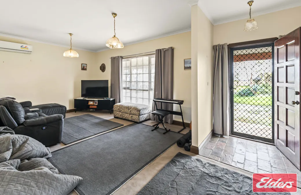 21 Cliff Road, Roseworthy, SA, 5371 - Image 6
