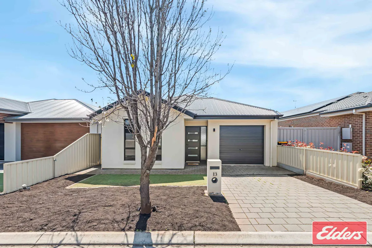 13 Curnow Court — photo 2 of 30