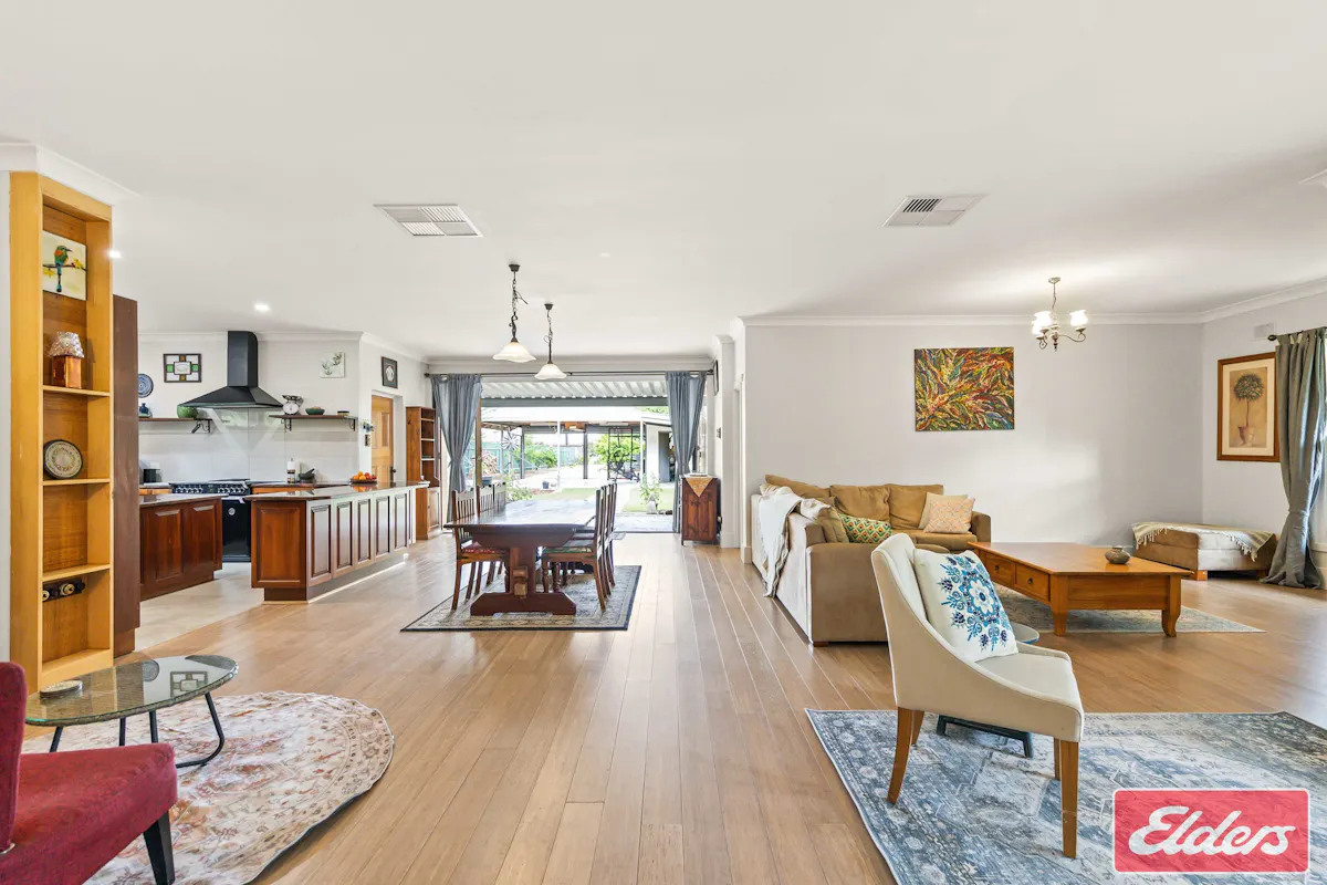 14 Redbanks Road — photo 13 of 30