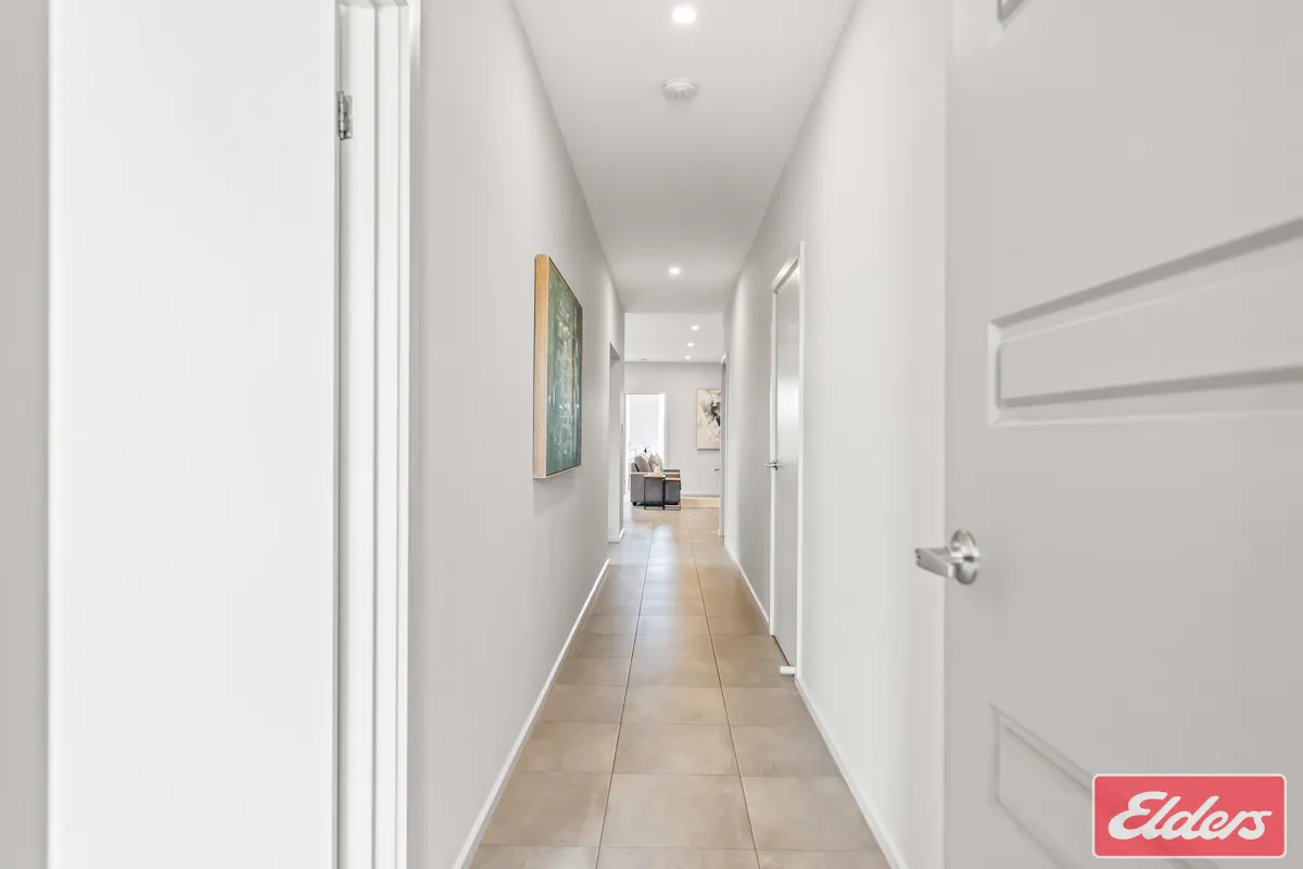 31 Reid Road — photo 3 of 25