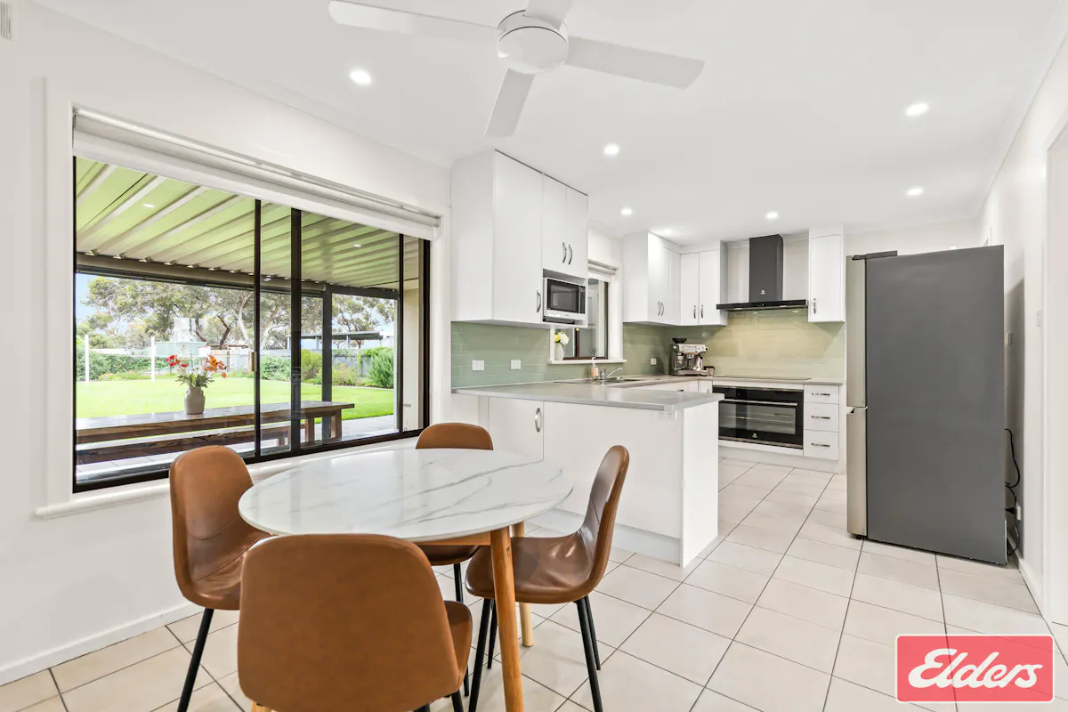 41 Aerodrome Road — photo 9 of 30
