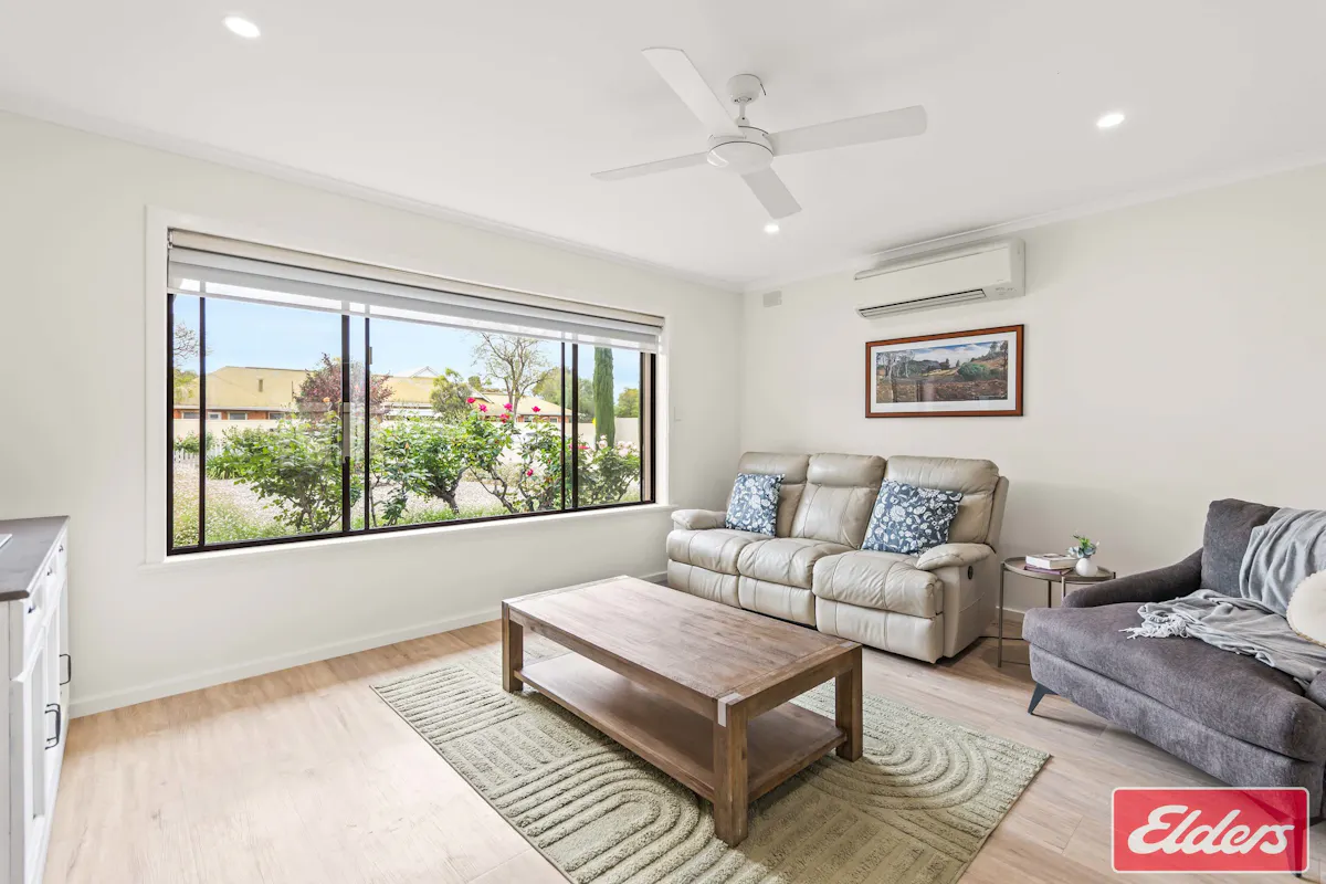 41 Aerodrome Road — photo 8 of 30