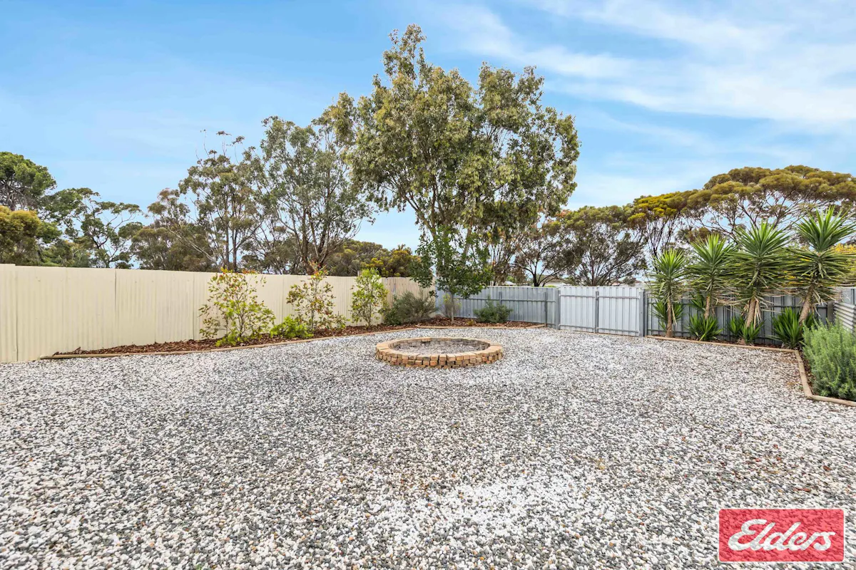 41 Aerodrome Road — photo 25 of 30