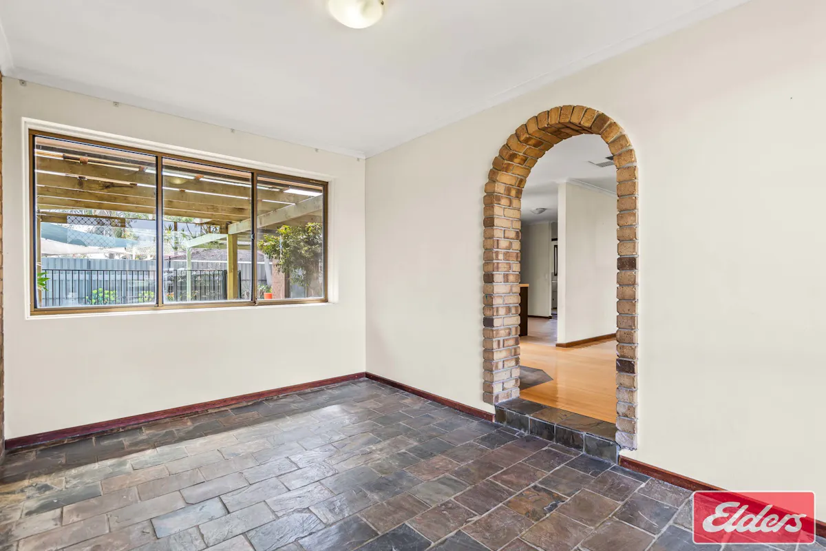 13 Osborne Avenue — photo 10 of 25
