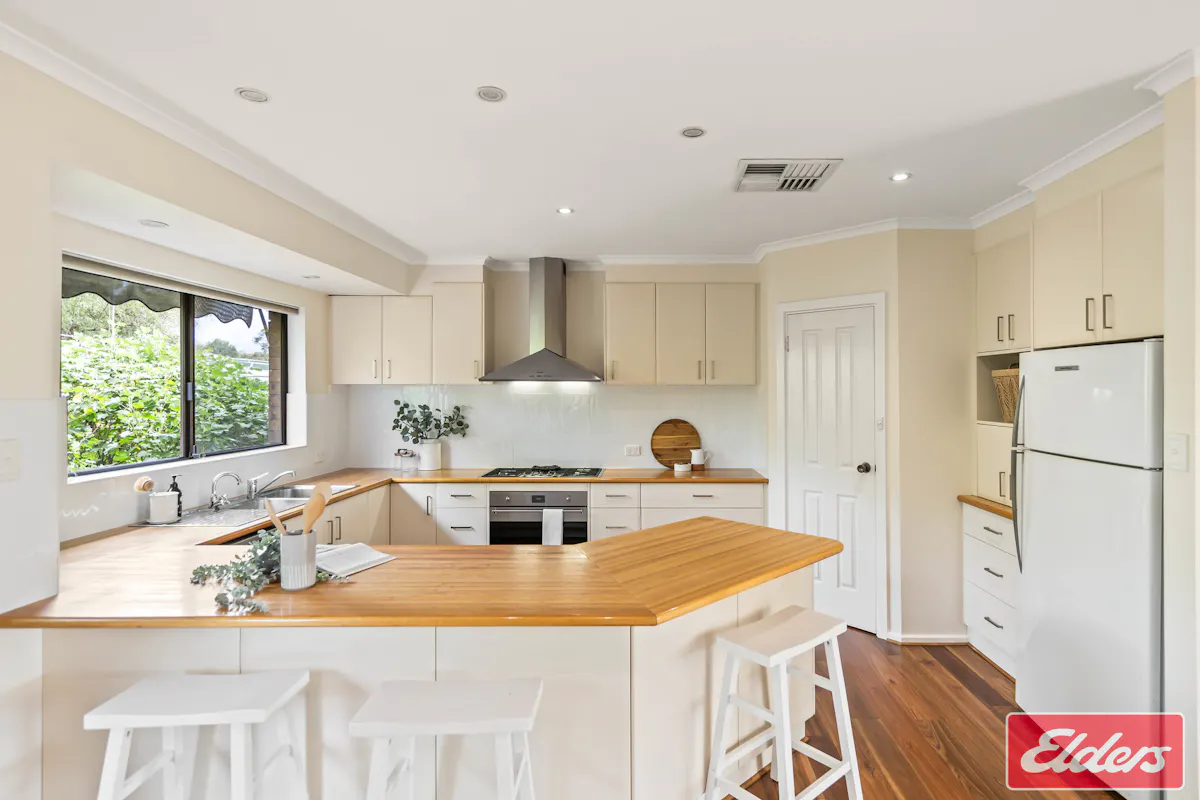 8 Menge Court — photo 13 of 30