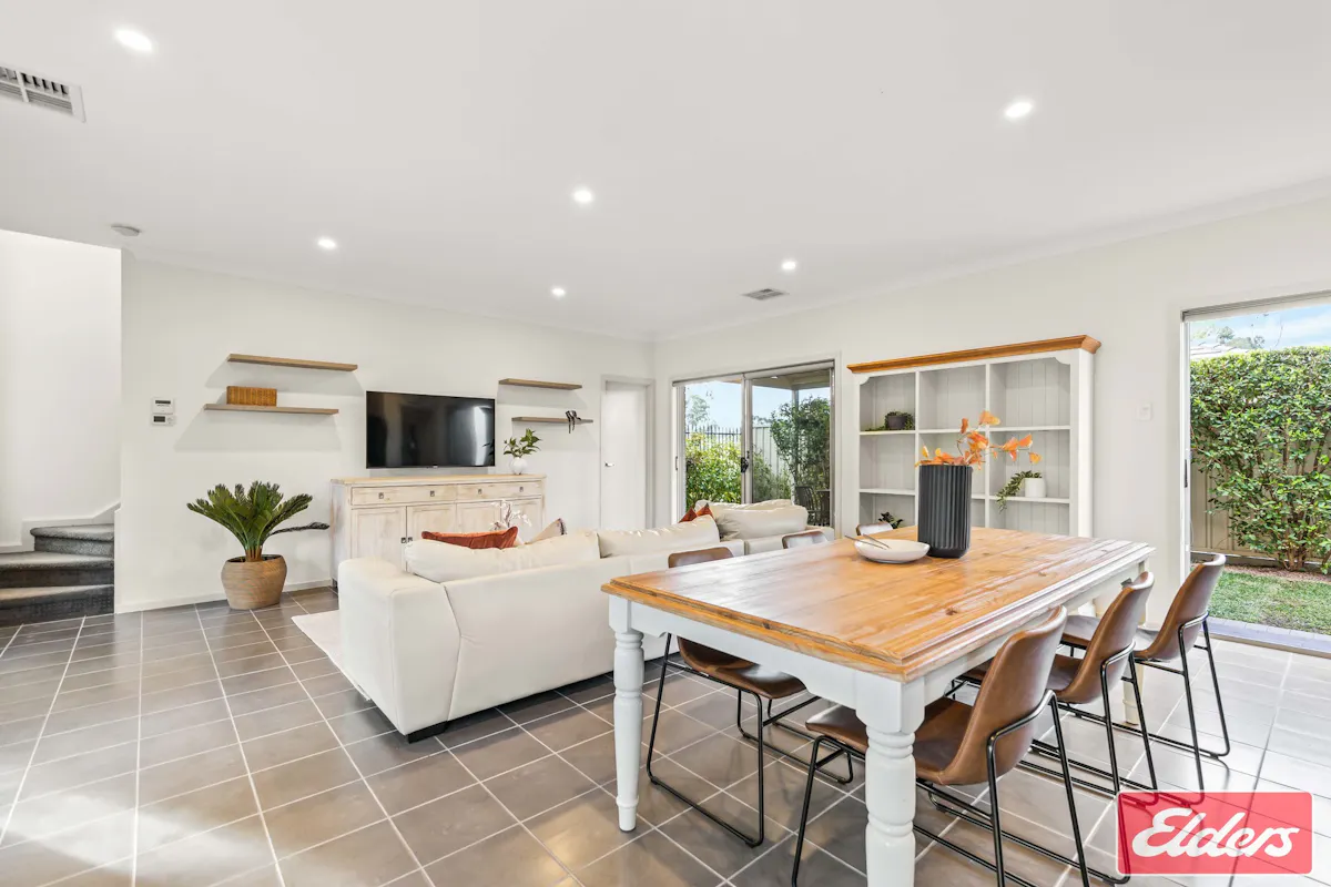 7/10 Settlers Hill Drive — photo 8 of 30
