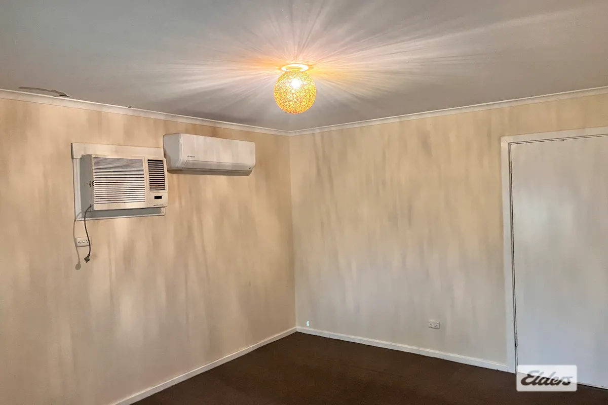 5 Longford Street — photo 3 of 11