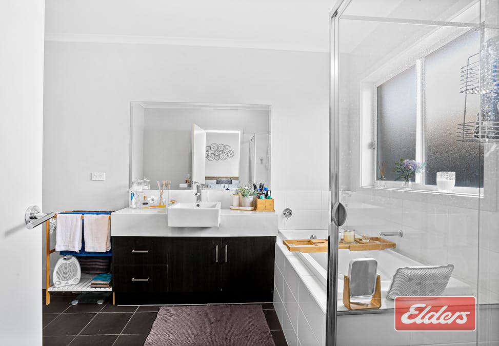 13 Orleana Boulevard, Evanston Gardens, SA, 5116 - Image 8