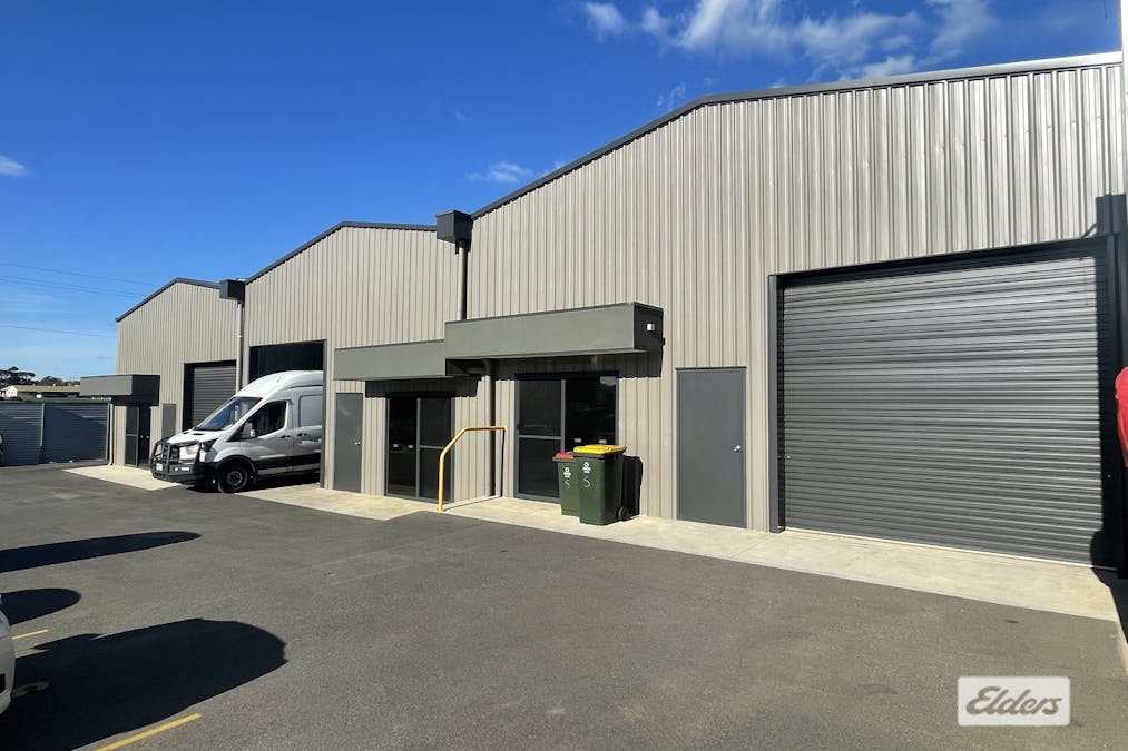 4/2 Kellys Road, Willaston, SA, 5118 - Image 1