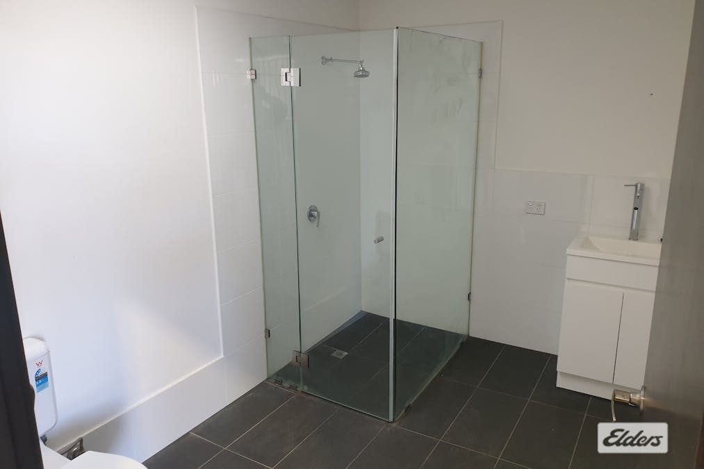 4/2 Kellys Road, Willaston, SA, 5118 - Image 3
