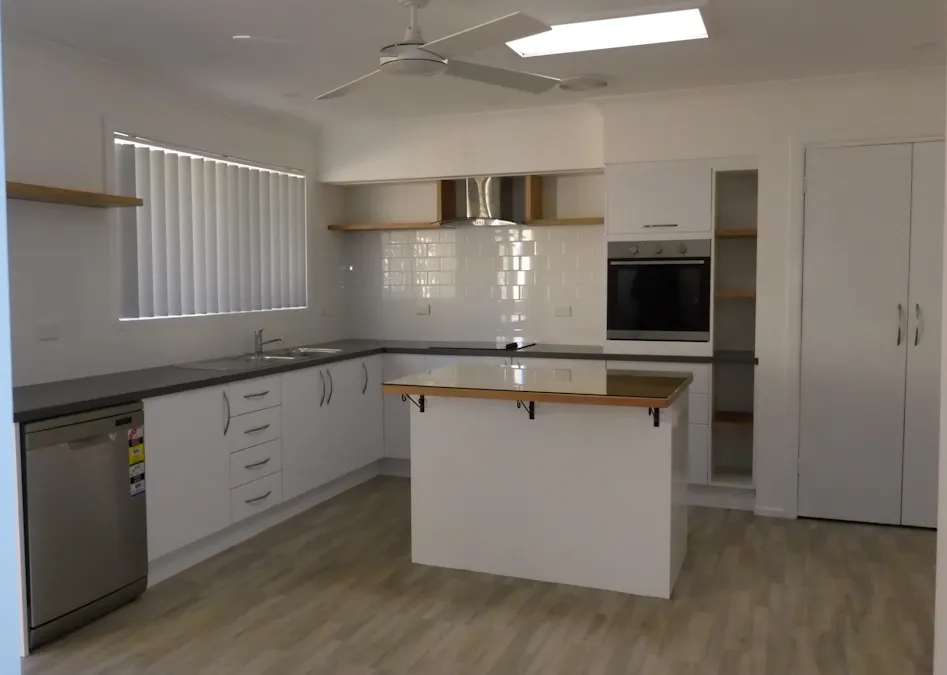 19 Wootton Crescent, Taree, NSW, 2430 - Image 3