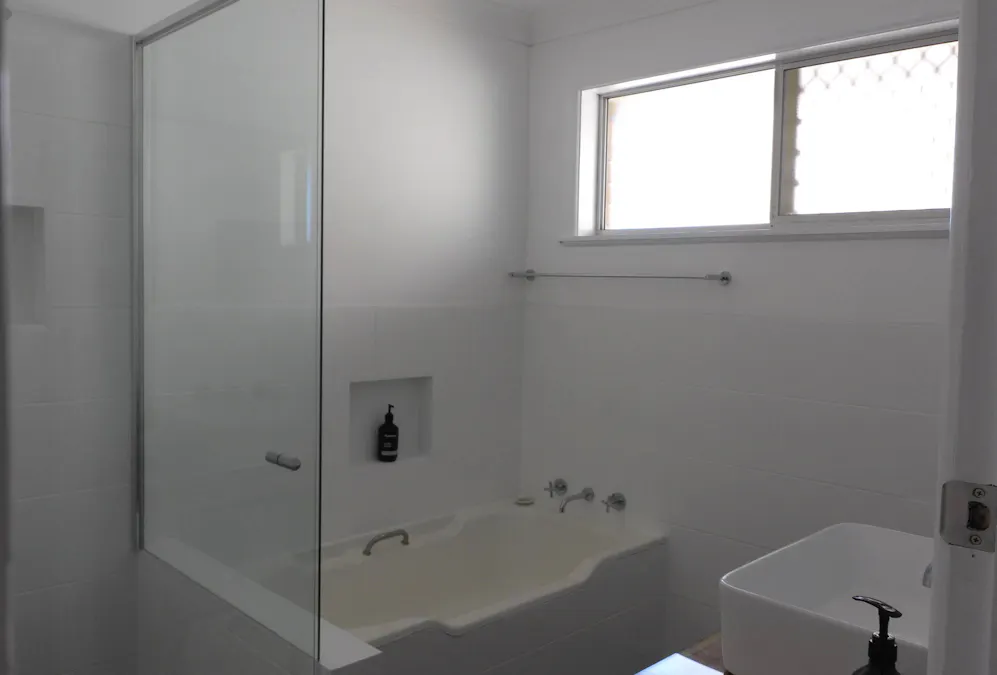 19 Wootton Crescent, Taree, NSW, 2430 - Image 5