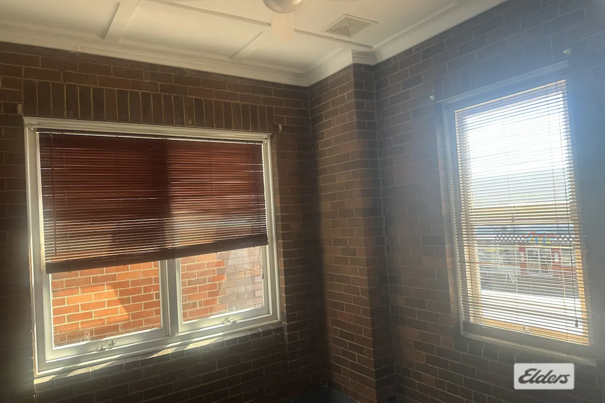 140A Victoria Street — photo 8 of 18