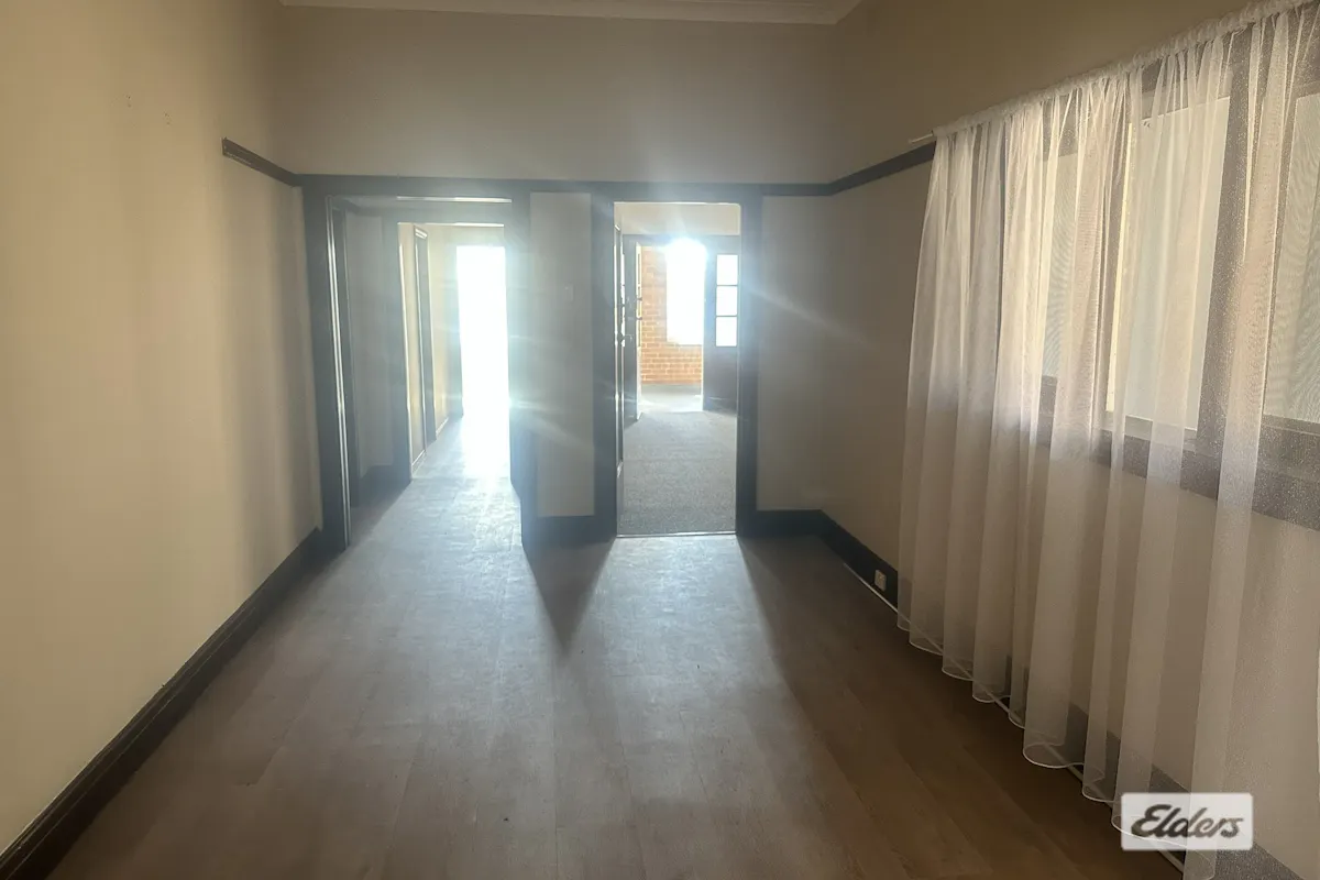140A Victoria Street — photo 16 of 18