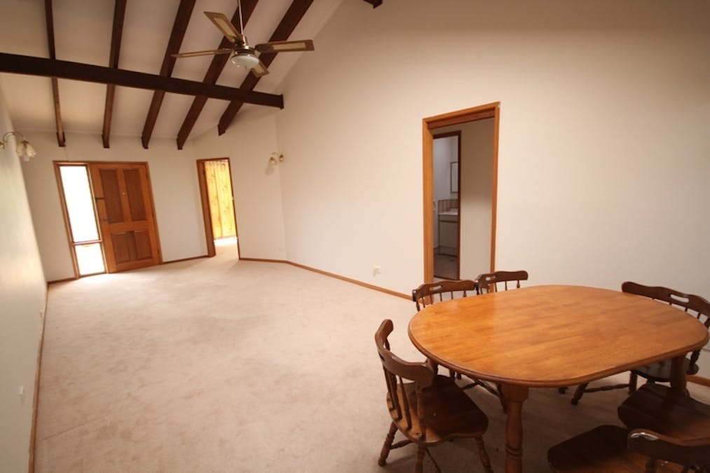 4/12 Flett Street, Taree, NSW, 2430 - Image 2