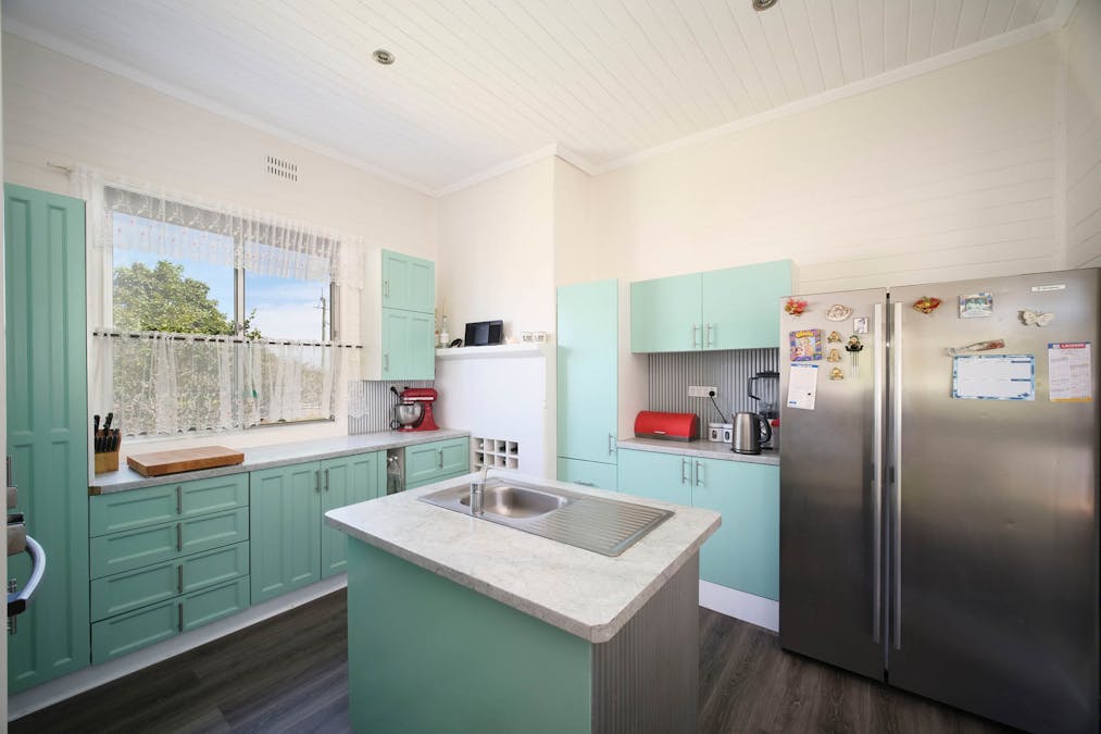 11 Surbiton Place, Mitchells Island, NSW, 2430 - Image 9