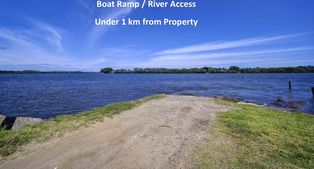 11 Surbiton Place, Mitchells Island, NSW, 2430 - Image 15