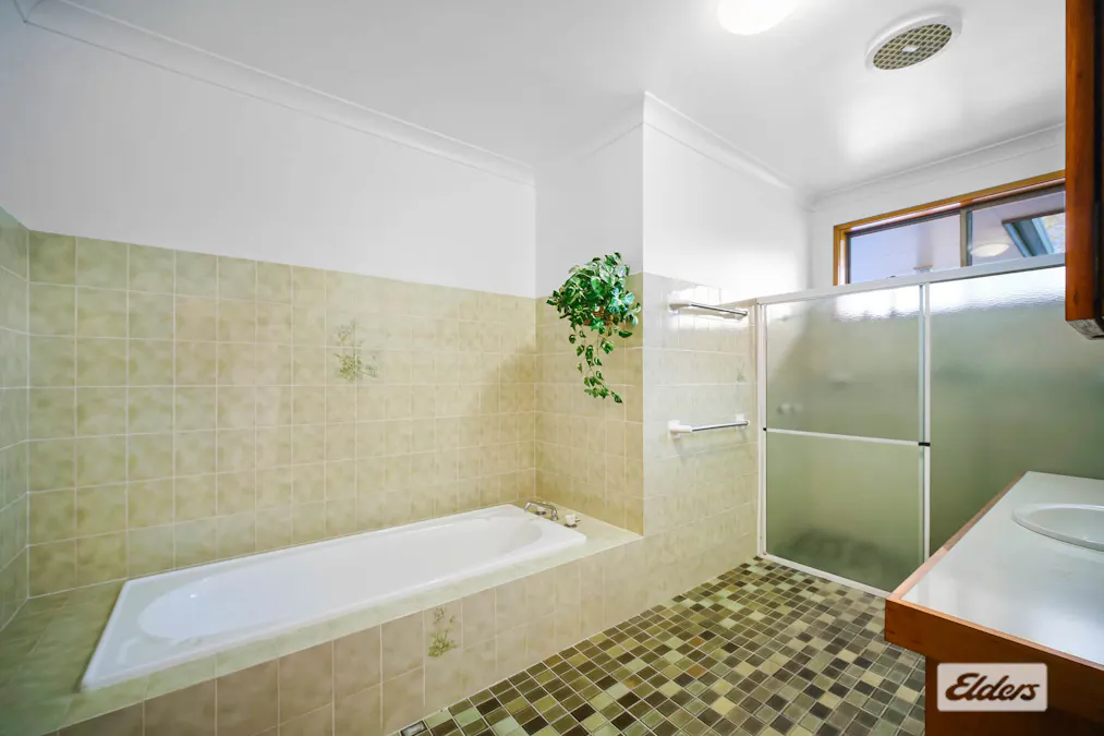 12 Napunyah Drive , Taree, NSW, 2430 - Image 8