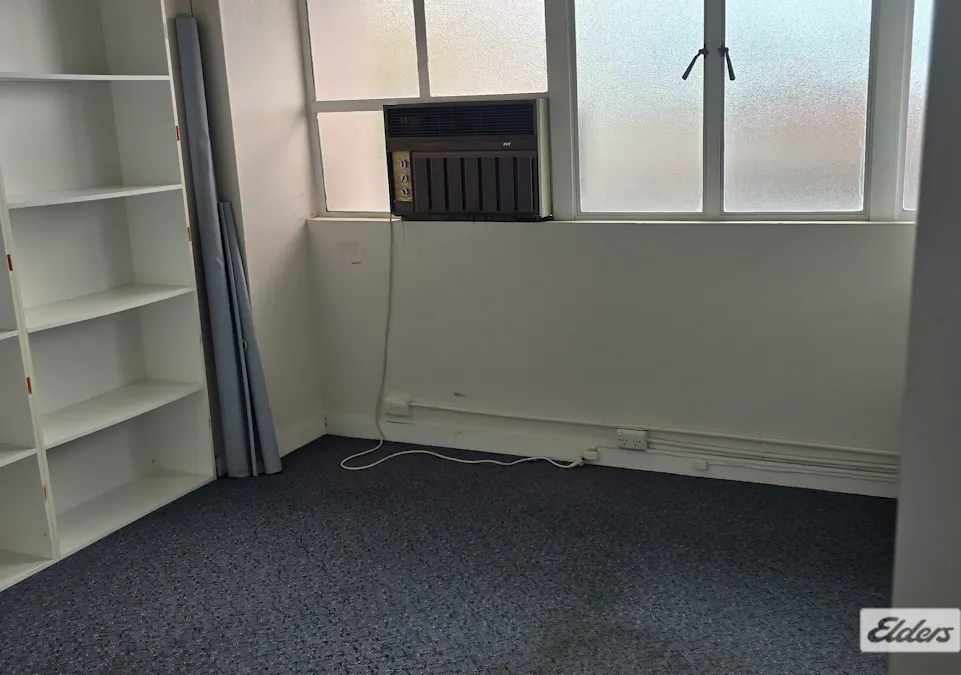 2/13 Pulteney Street, Taree, NSW, 2430 - Image 3