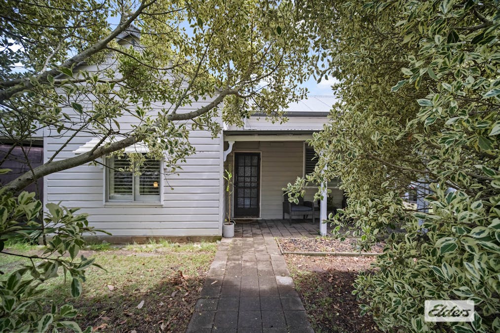 35 Eric Street, Taree, NSW, 2430 - Image 2