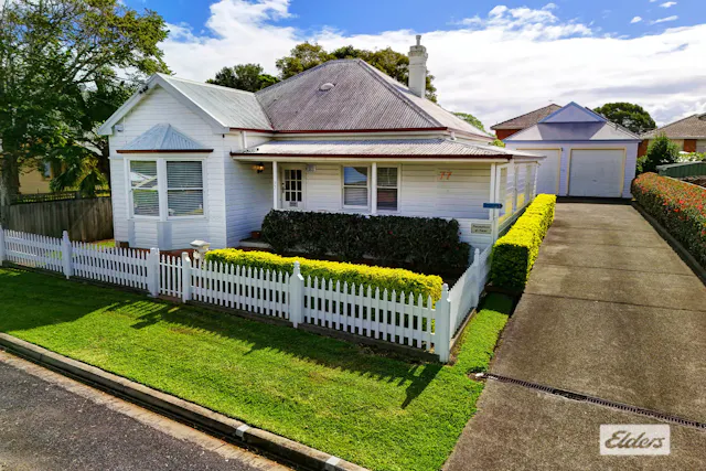 77 River Street — photo from Elders Real Estate Taree and Manning Valley
