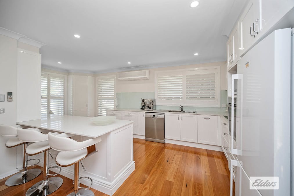 7 Ochiltree Place, Taree, NSW, 2430 - Image 3